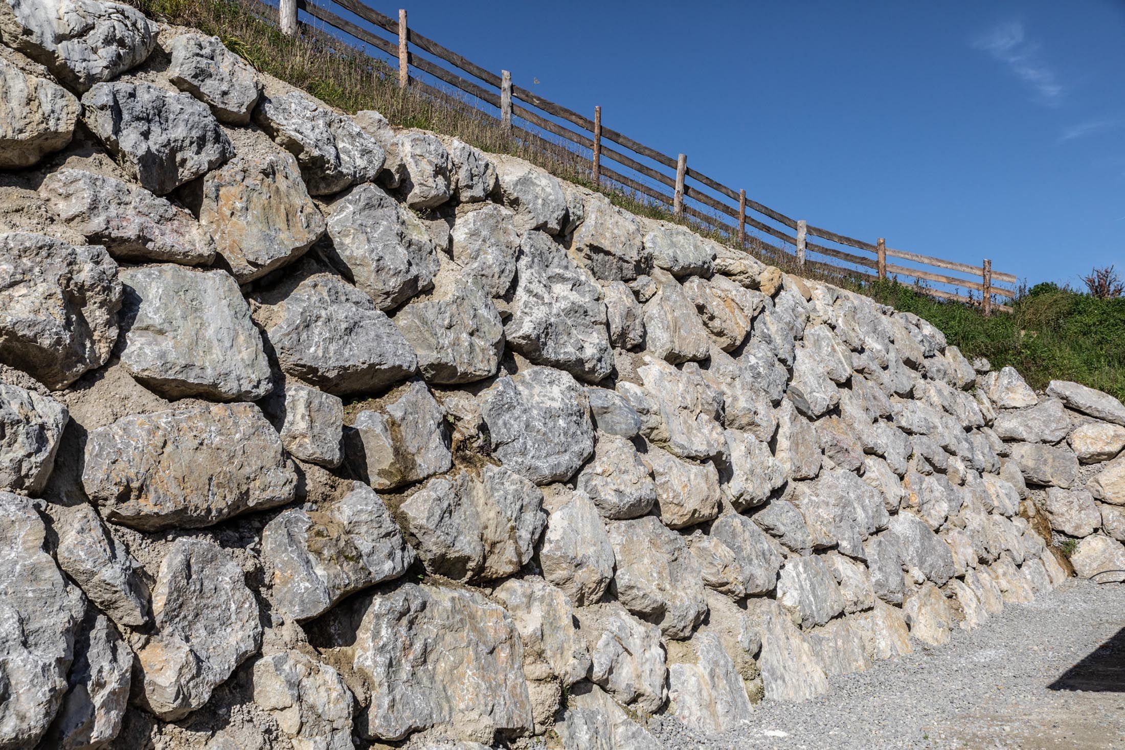 Steinschlichtungen | Erdbau Bachler | Abtenau